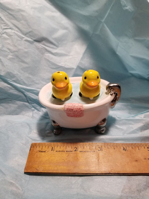 Bobbing Rubber Duckie Salt & Pepper