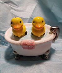 Bobbing Rubber Duckie Salt & Pepper