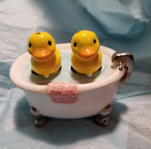 Bobbing Rubber Duckie Salt & Pepper