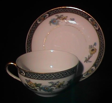 Vintage Noritake Paisley Teacup & Saucer