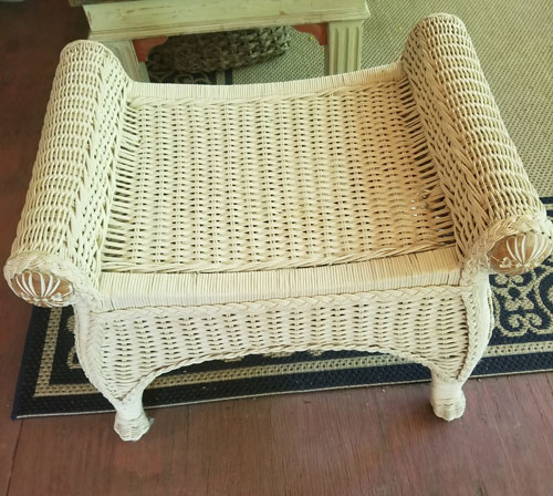 Vintage White Wicker Bench 