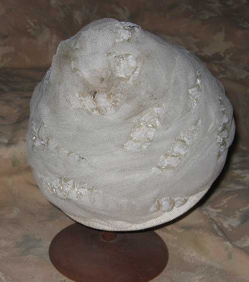 White Tuile 60's hat