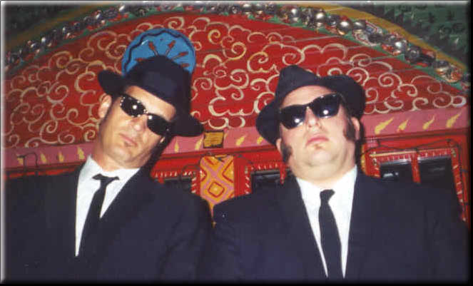Blues Brothers impersonators,  Blooz Brothers