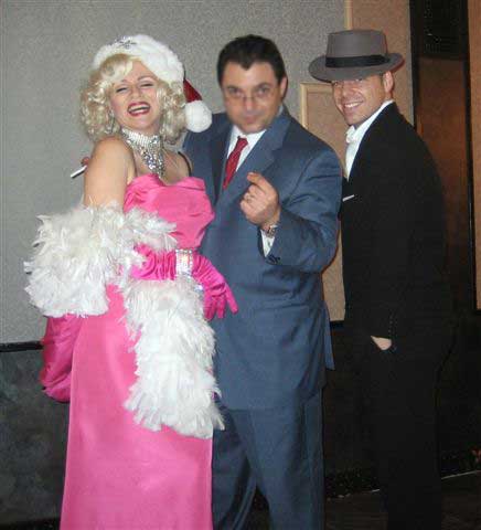 Marilyn Monroe and Frank Sinatra impersonators New York