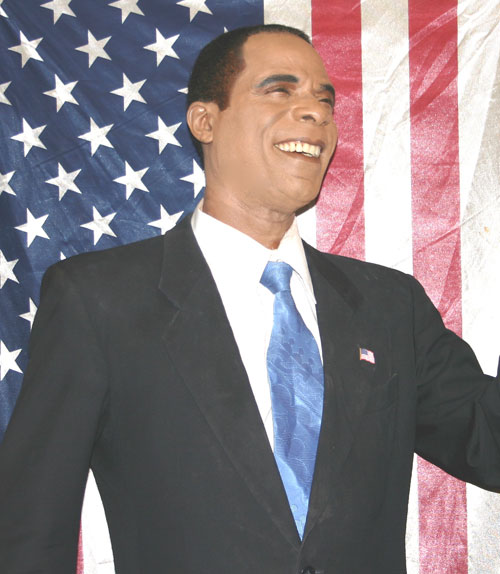 Barak Obama lookalike 