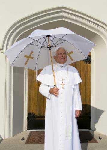 Pope Benedict XVI look alike
