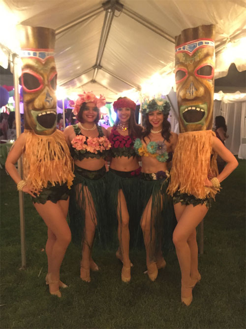 Luau _ Tiki Greeters