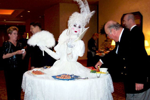 White Erte living statue - Florida