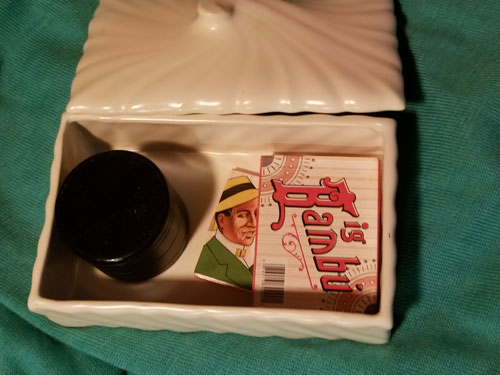 Franciscan Ware White Swirl Cigarette/